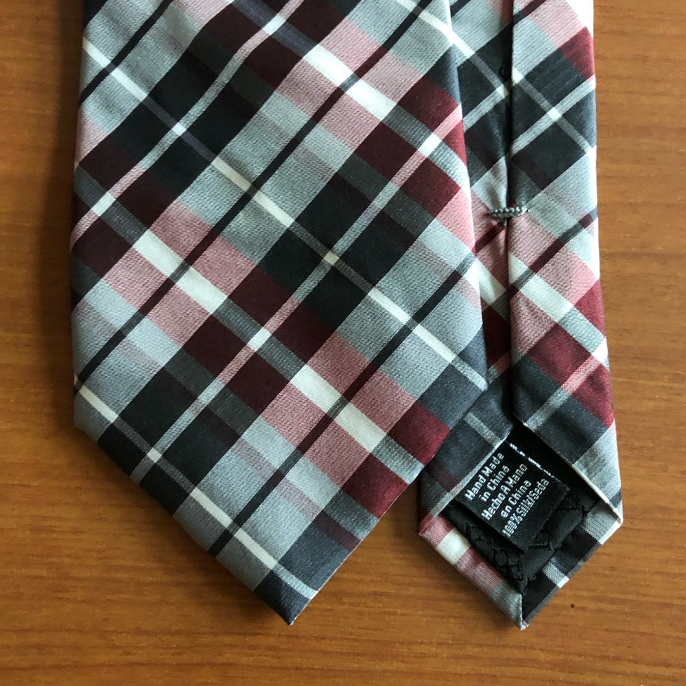 Brand new tie mint condition